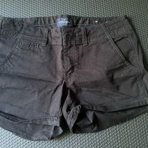 Stretch American Eagle shorts, used once. I’m great condition.